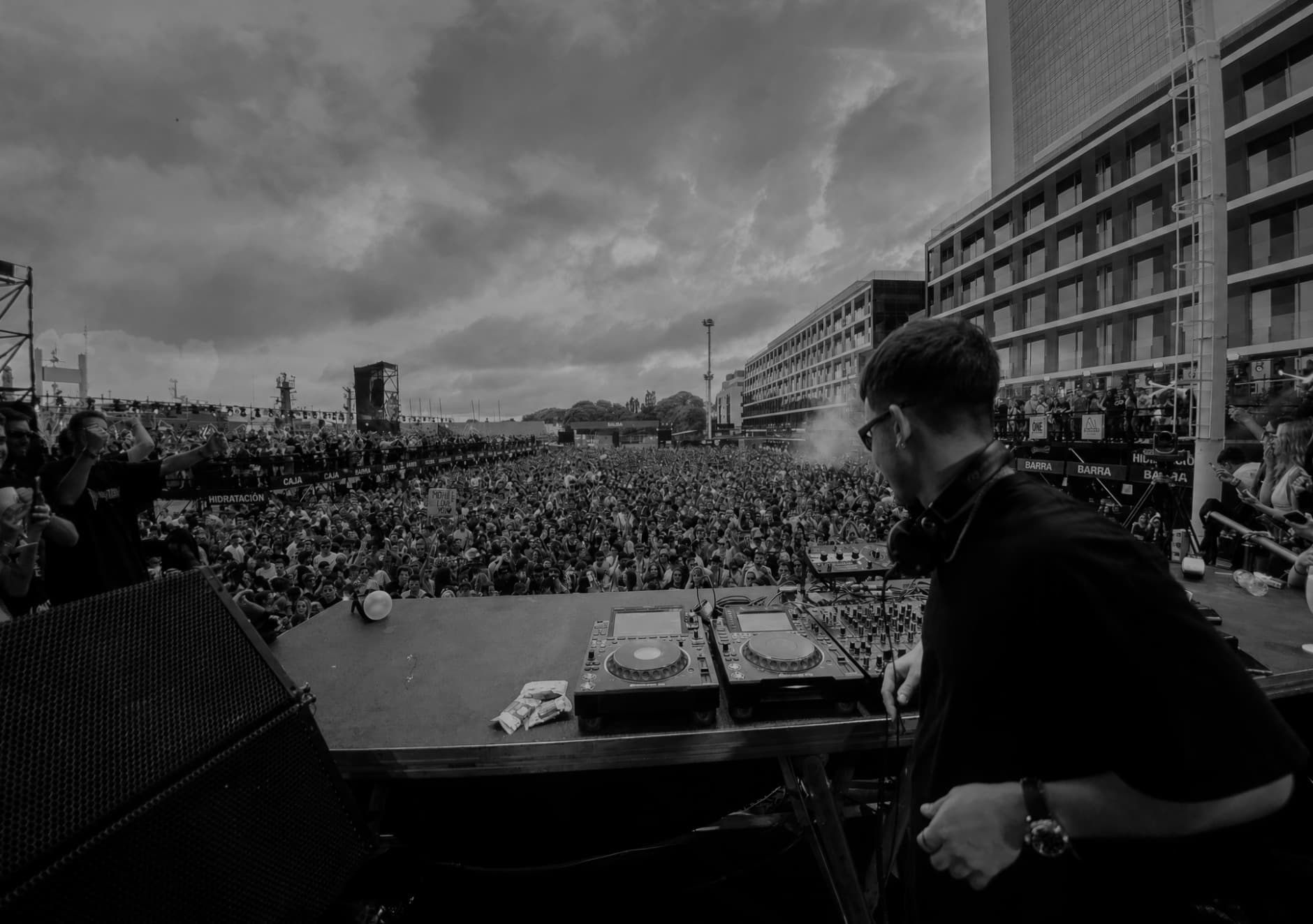 Estudiantes y docentes de DNA Music
